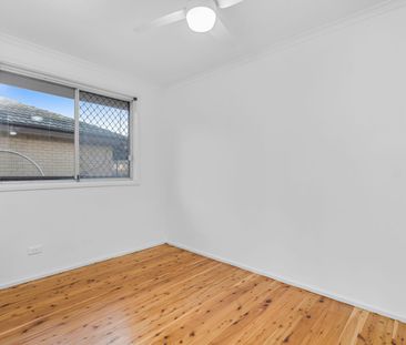 Three bedroom family home - Photo 1