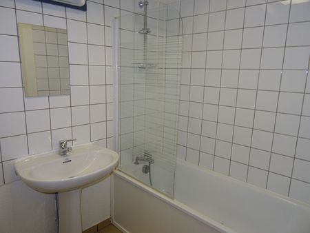 Location Appartement 3 pièces 73m² - Photo 5