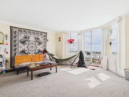 Kings Road, Brighton, BN1 - Photo 2