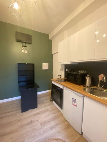 Location Appartement 1 pièce 9m² - Photo 5