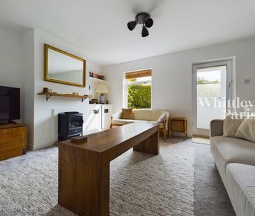 2 bedroom semi-detached house to rent - Photo 2