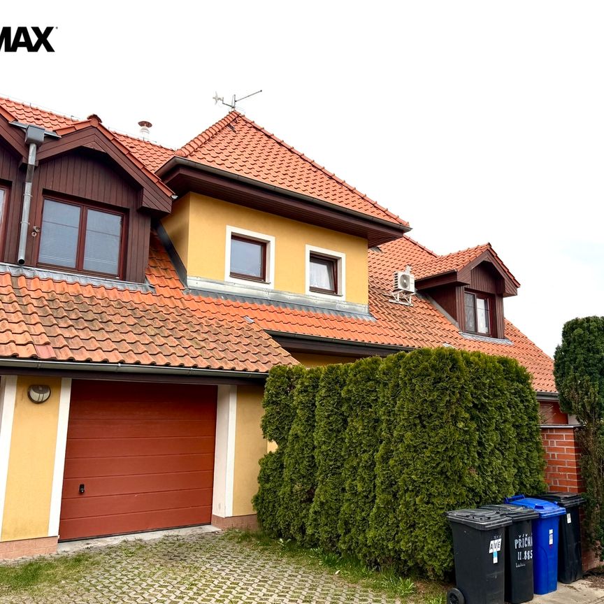 Pronájem bytu 2+kk v osobním vlastnictví 45 m², Jesenice - Photo 1