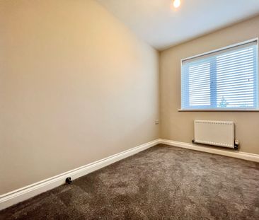 3 bedroom semi-detached house to rent - Photo 6