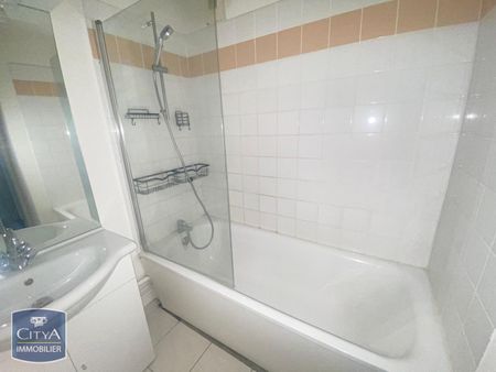 Location Appartement 3 pièces 75m² VALENCIENNES 59300 - Photo 5