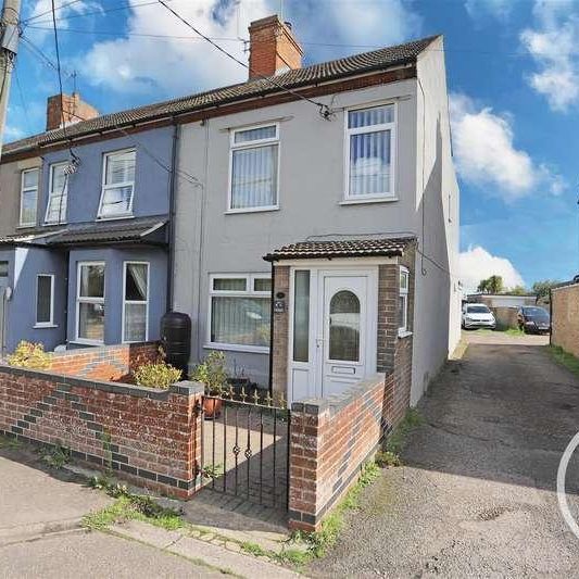 London Road, Gisleham, NR33 - Photo 1