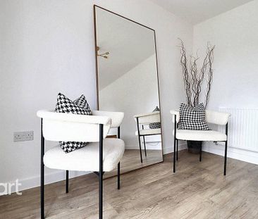 5 bedroom detached house to rent - Photo 2