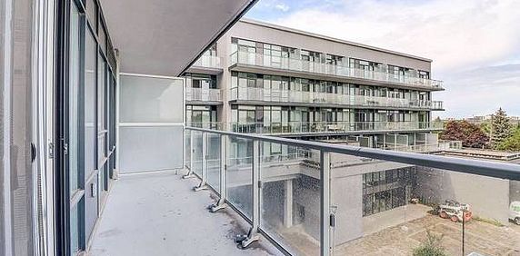 Bayview/Sheppard Luxury 2Bdrm Great Location Huge Windows Modern Fini - Photo 2