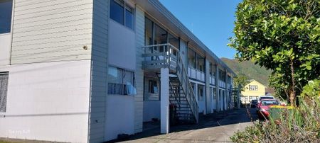 46 Awamutu Grove, Waiwhetu - Photo 3