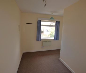 Derwent Close, Eastern Green, Coventry CV5 7GQ - Photo 1