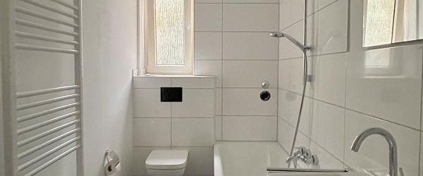 Modernisierte 3-Zi.-Wohnung in Düsseldorf-Pempelfort - Wentzel Dr. - Foto 1