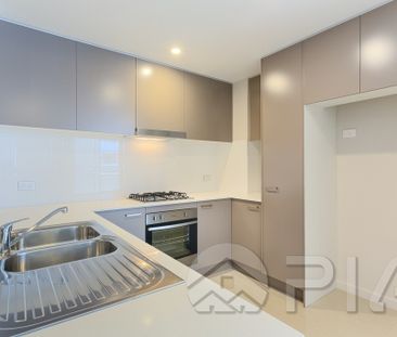 Spacious 2 bedroom unit for rent - Photo 5