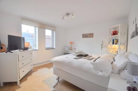 RECENT en INSTAPKLAAR Appartement met autostandplaats inbegrepen - Photo 5