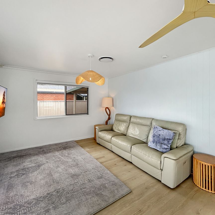 37 Ramsay Crescent, Golden Beach QLD 4551 - House For Rent | Domain - Photo 1