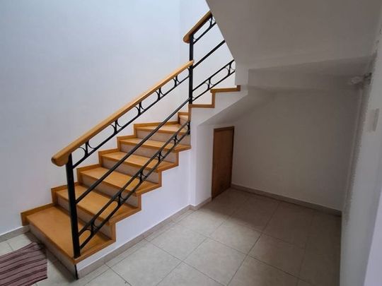 Casa en Renta CENTRO SUR QRO con 3 amplias habitaciones cuarto de servicio y jardin en zona sur de Queretaro - Photo 1