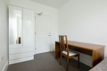 1830L Clerk Street, Edinburgh, EH8 9JB - Photo 4