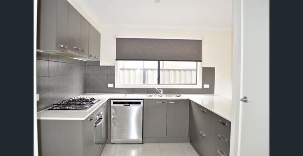 Clyde North - Photo 1