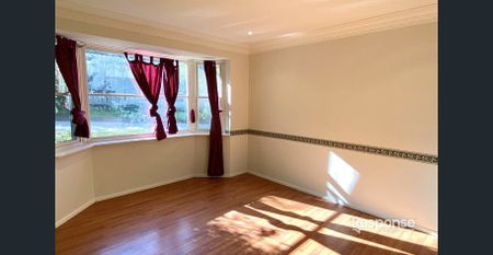 Quaint family home - Photo 4