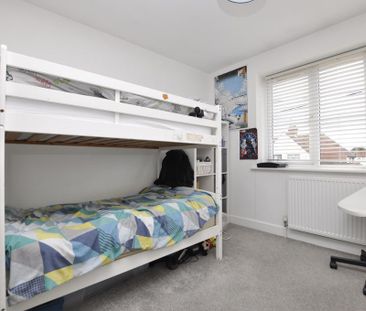 3 bedroom end of terrace house to rent - Photo 6