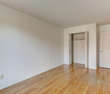 52 Brookfield Avenue - Photo 6