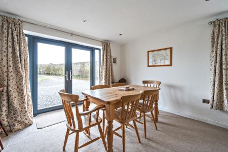 3 bedroom house to rent - Photo 3