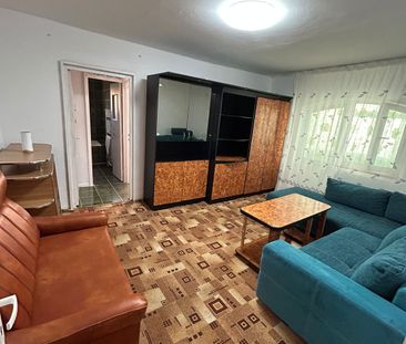 De inchiriat apartament 2 camere si balcon,gata de mutare,1000lei/luna - Fotografie 1