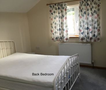 Honeysuckle Cottage Like From a Movie - Photo 4