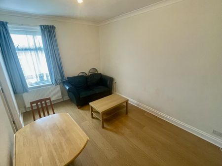 Welbeck Avenue, Southampton - Photo 2