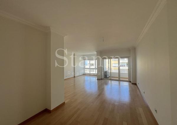 Apartamento T3 em Lisboa