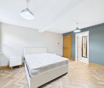 Clevedon Terrace, Bristol, BS6 5TX - Photo 3