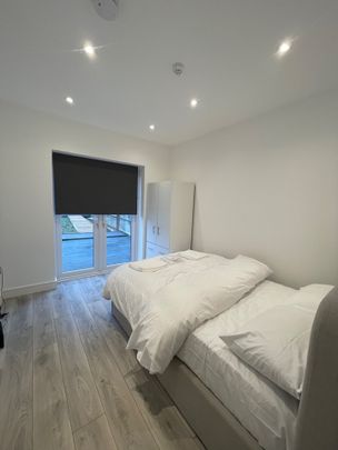 2 Bed Maisonette, Reeves Avenue, NW9 - Photo 1