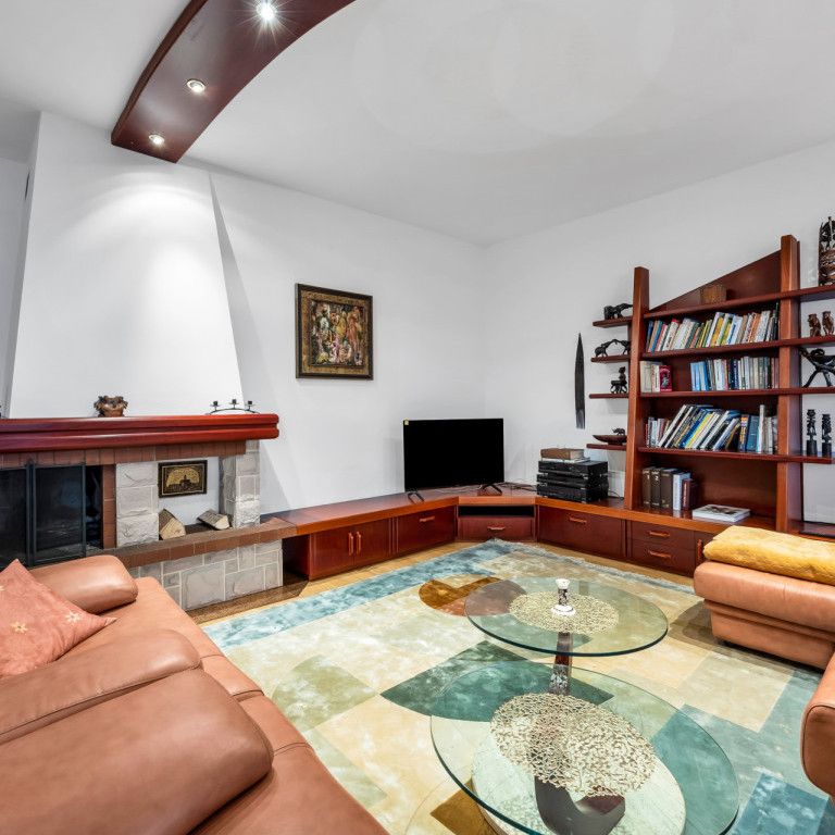 Warszawa, Mokotów, Mokotów Ksawerów, Aleja Wilanowska - Photo 1