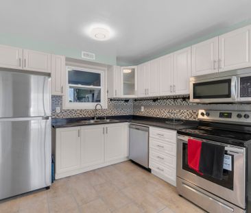 For Lease - 13 Huntingwood Crescent, Brampton, Ontario - Photo 6