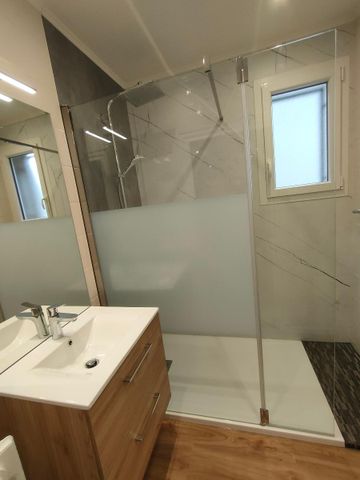 Location Appartement 4 pièces 85m² VICHY 03200 - Photo 5
