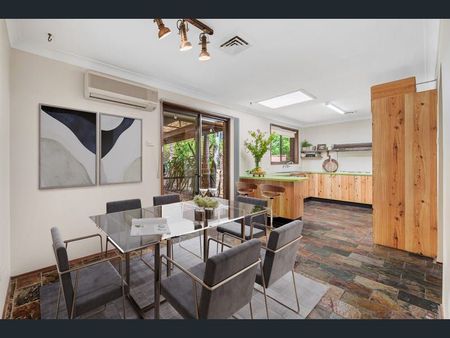 A Comfortable Family Home in a Peaceful Winmalee Setting - Photo 3