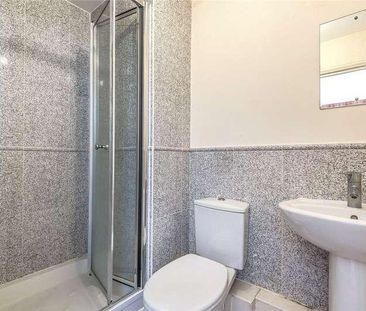 Aveley House, Iliffe Close, Reading, Berkshire, RG1 - Photo 6