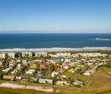 Neat and Tidy Apartment By The Beach - Photo 3