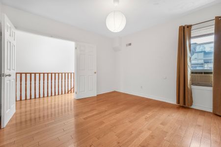 For Lease - 151 Dovercourt Road Unit# Upper, Toronto, Ontario - Photo 2
