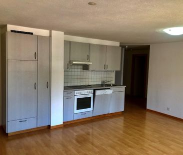 4 rooms in the heart of Martigny in a charming building - Photo 6