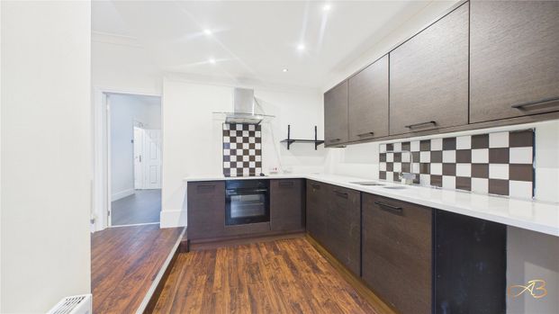 2 Bedroom Terraced - Photo 1