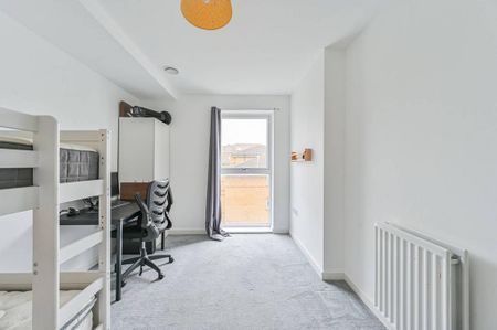 2 bedroom flat to rent - Photo 5