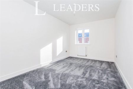 3 bedroom terraced house to rent - Photo 2