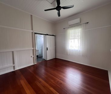 Charming Queenslander in the Heart of Yungaburra - Photo 2