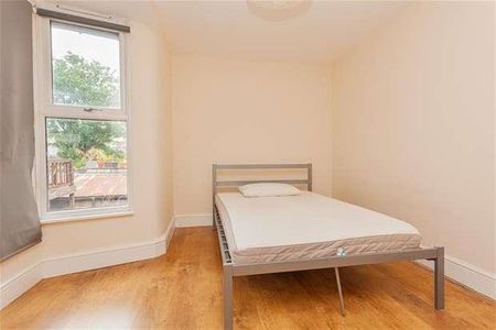 Roman Road, London, E3 - Photo 5