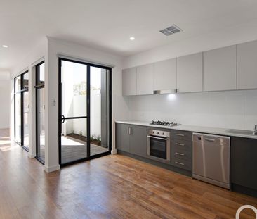Open the Door to Top end townhouse in Tonsley - Photo 2