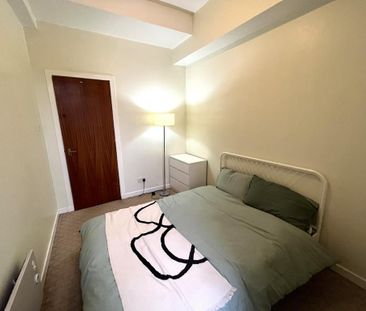 2 bedroom flat to rent - Photo 5