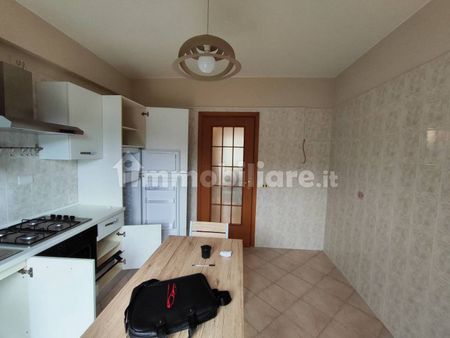 Trilocale via Rinaldo d'Aquino 1, Montella - Foto 5
