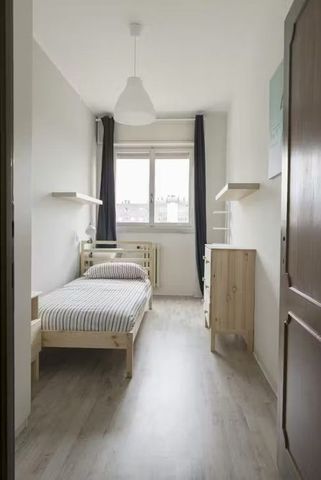 Via Federico Engels, Milan, Lombardy 20153 - Photo 2