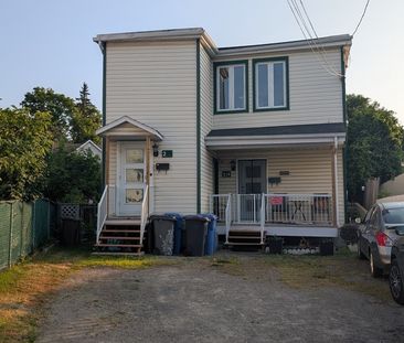 4 1/2 à Louer Très Bien Situé - Photo 2