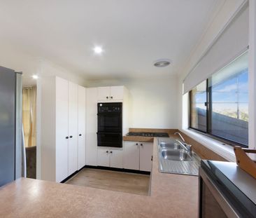 Elevated Family Living in a Quiet, Leafy Asquith Pocket - Photo 3