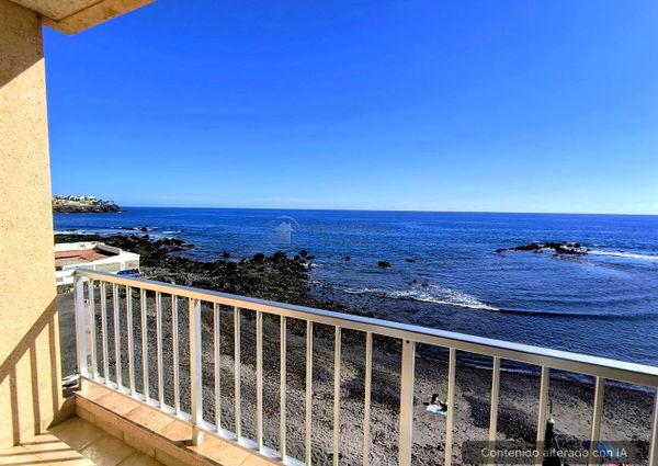 **To rent in Las Galletas, 2 bedroom apartment